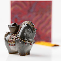 「馬上有錢」馬年變色茶寵